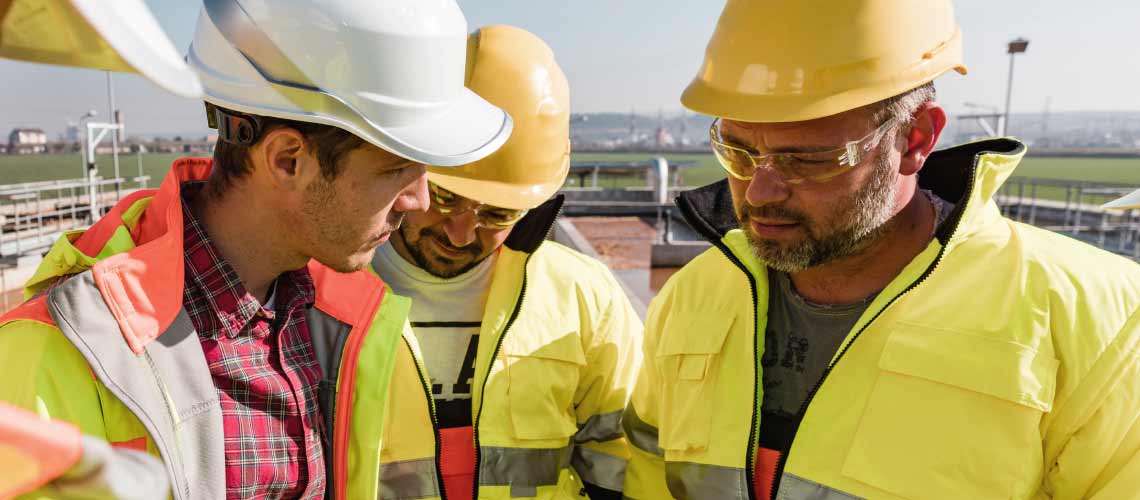 Consultoría, Entrenamiento, evaluación de instalaciones para al manejo de desechos.